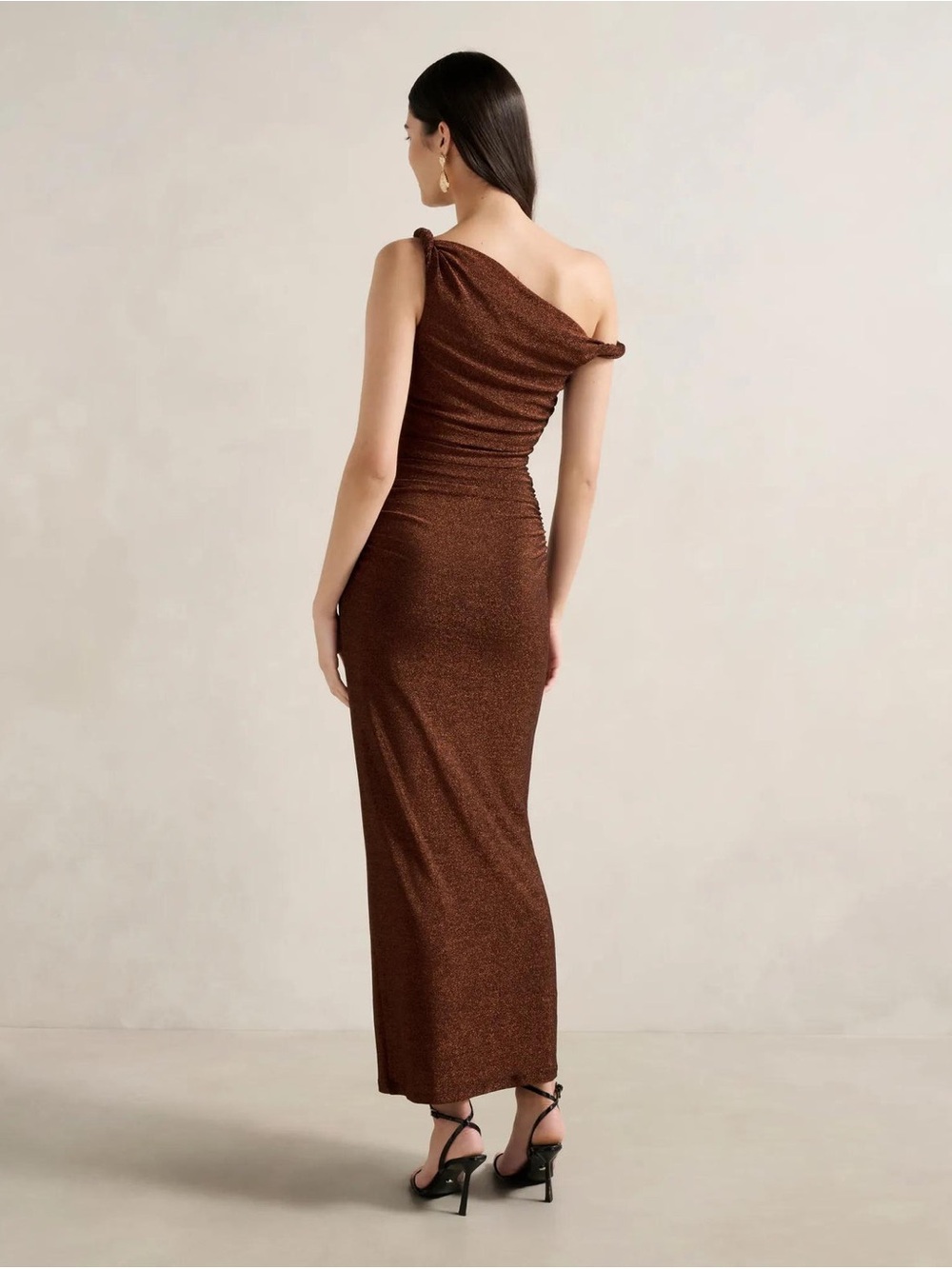Vivian Asymmetric Twist Off-Shoulder Metallic Brown Maxi Dress | Ever New - Picture 4 of 8